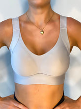 Load image into Gallery viewer, Everyday Smooth Bra - Lilac - NickyBe
